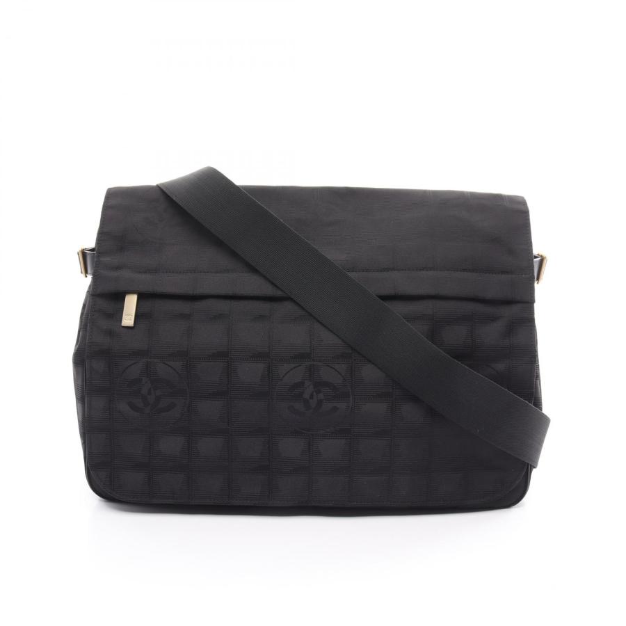 CHANEL シャネル ニュートラベルライン ブランドオフ レザー