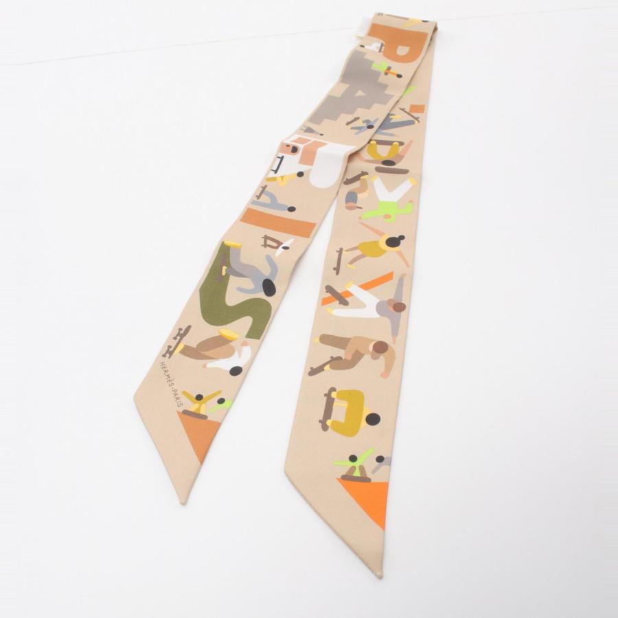 HERMES エルメス ツイリー FIGURES LIBRES ブランドオフ シルク  