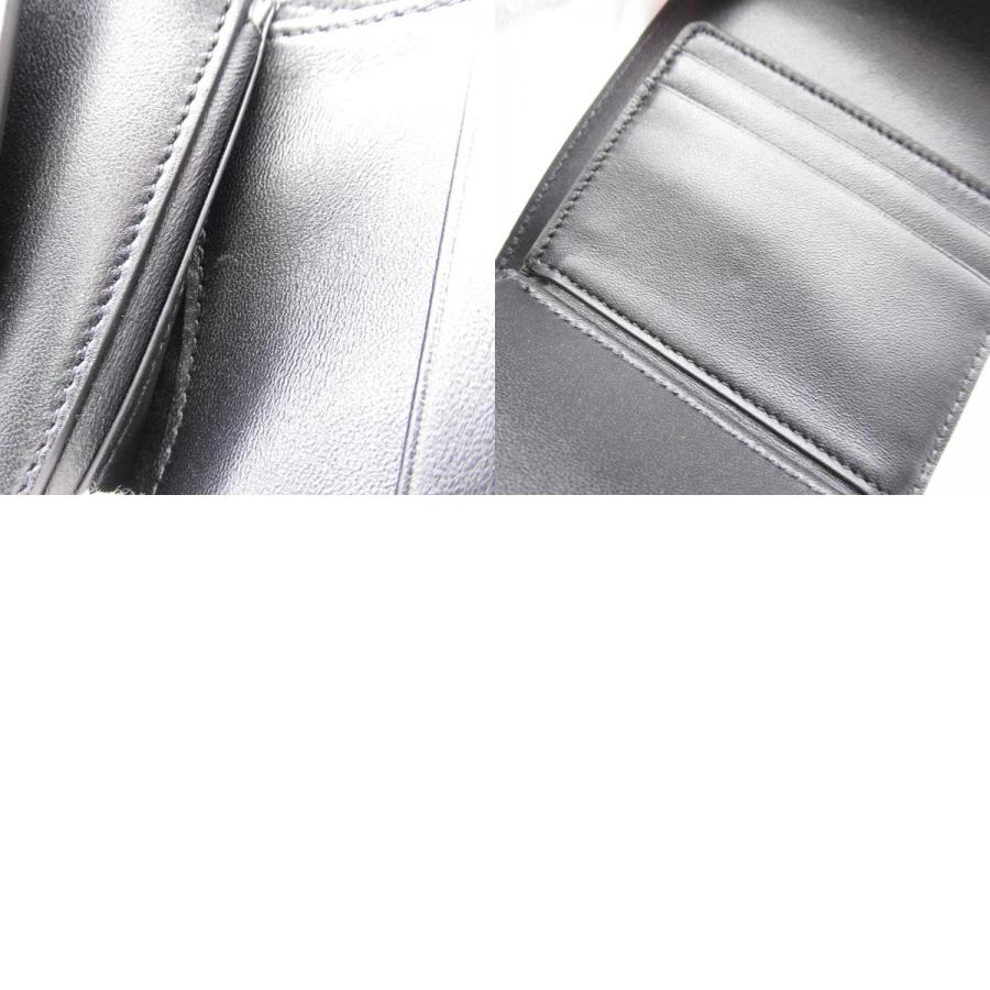 CELINE（セリーヌ） トリオンフ 三つ折り財布 ブランドオフ パテント