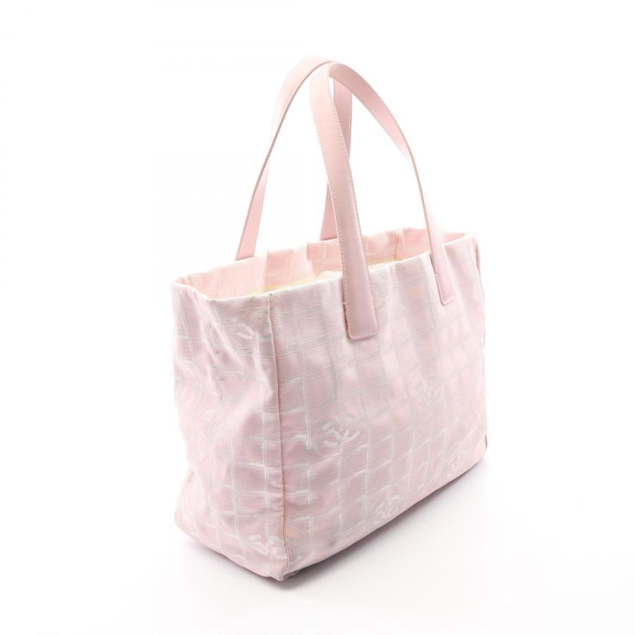 CHANEL（シャネル） ニュートラベルラインMM ブランドオフ レザー