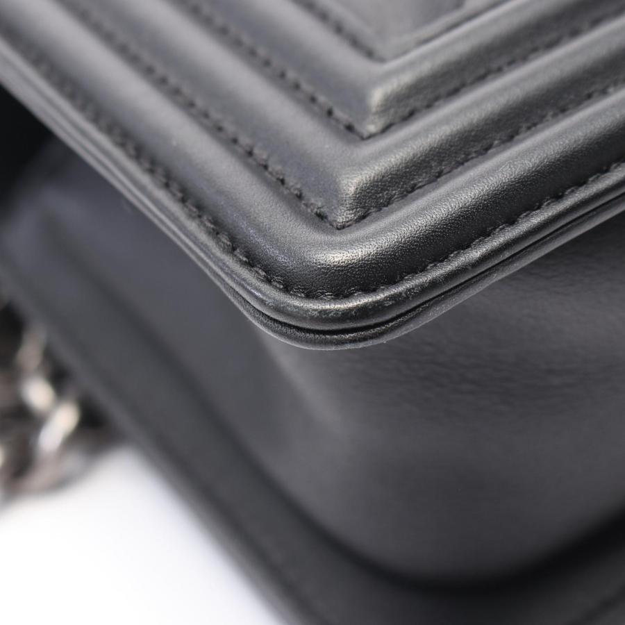 CHANEL シャネル ボーイシャネル スモール ブランドオフ レザー CHANEL シャネル ボーイシャネル スモール ブランドオフ レザー