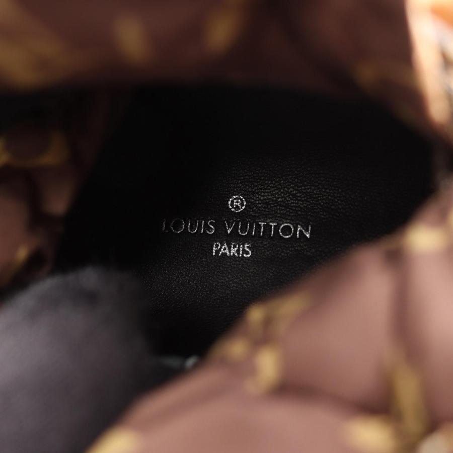 LOUIS VUITTON（ルイ・ヴィトン） ピローライン アンクルブーツ