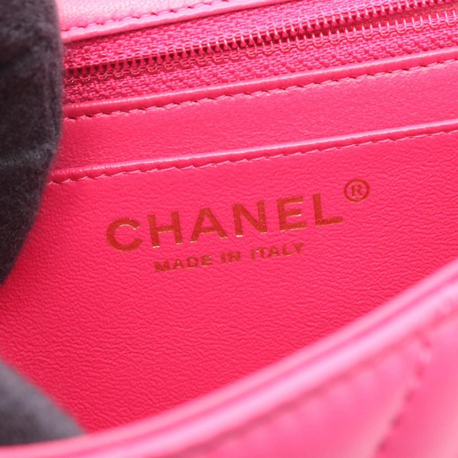 CHANEL（シャネル） シェブロン Vステッチ ミニ ブランドオフ レザー