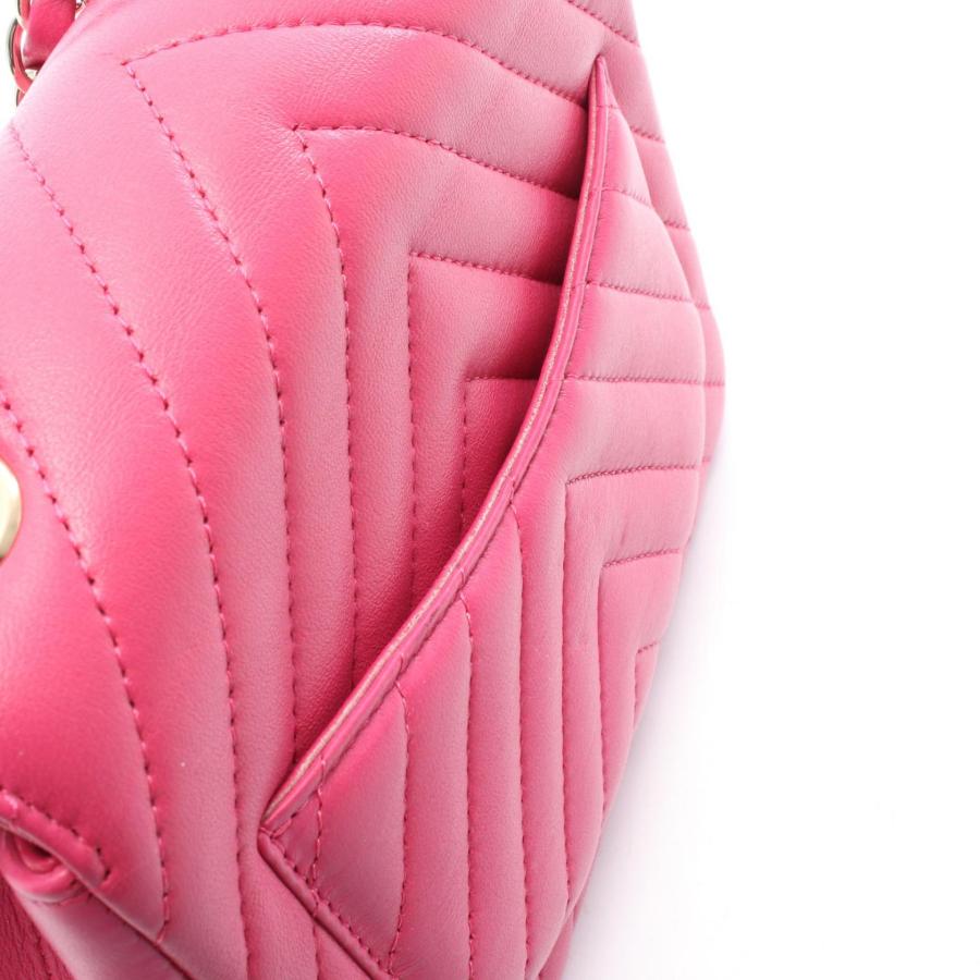 CHANEL（シャネル） シェブロン Vステッチ ミニ ブランドオフ レザー