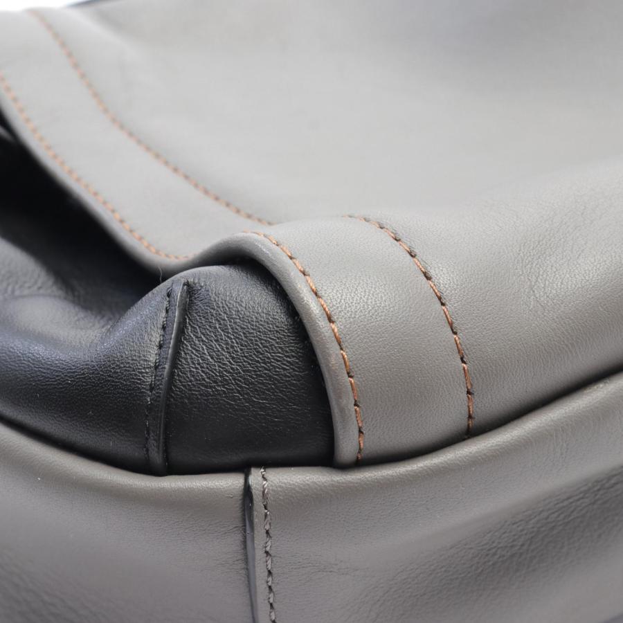 COACH（コーチ） グラハム ユーティリティ パック ブランドオフ レザー