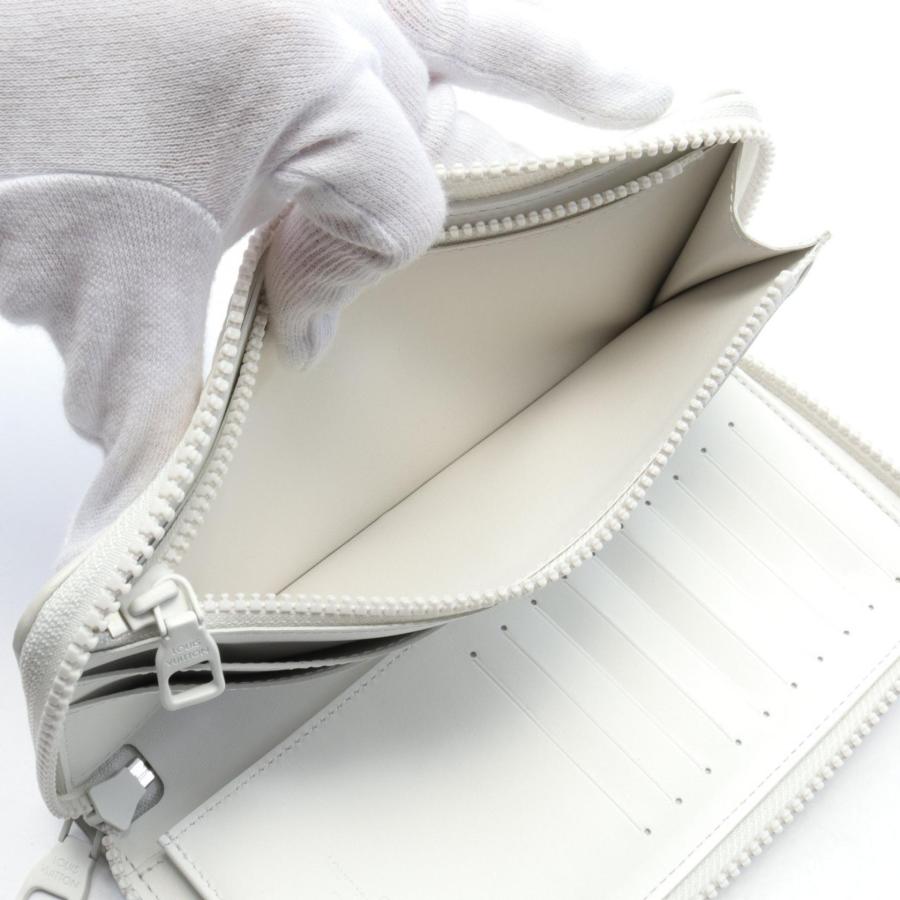 LOUIS VUITTON（ルイ・ヴィトン） ジッピーウォレット ヴェルティカル