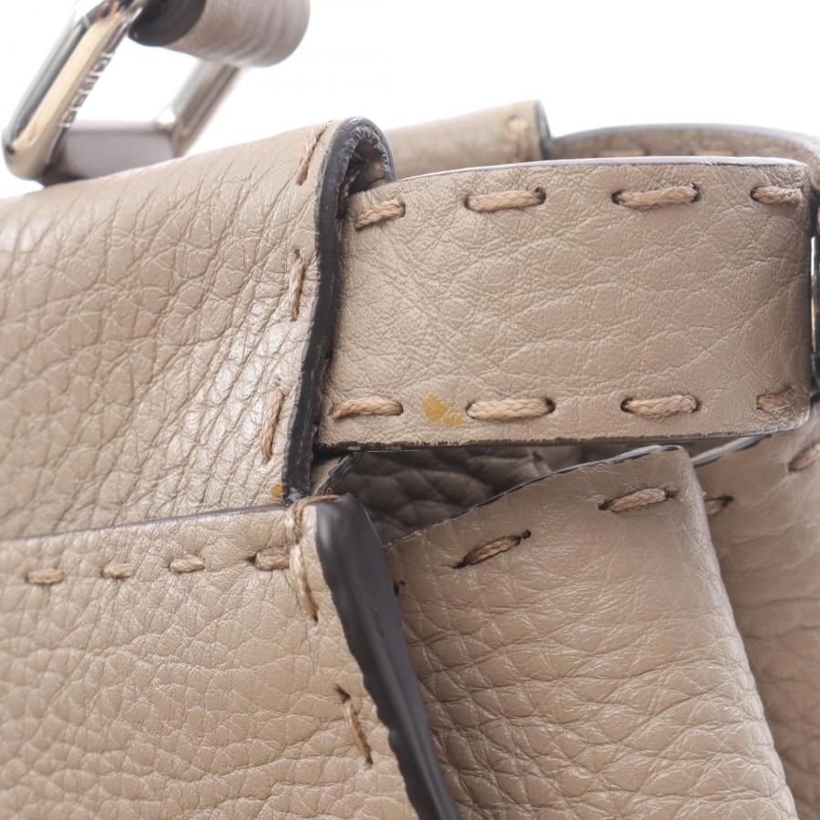 FENDI（フェンディ） ピーカブー レギュラー ブランドオフ レザー