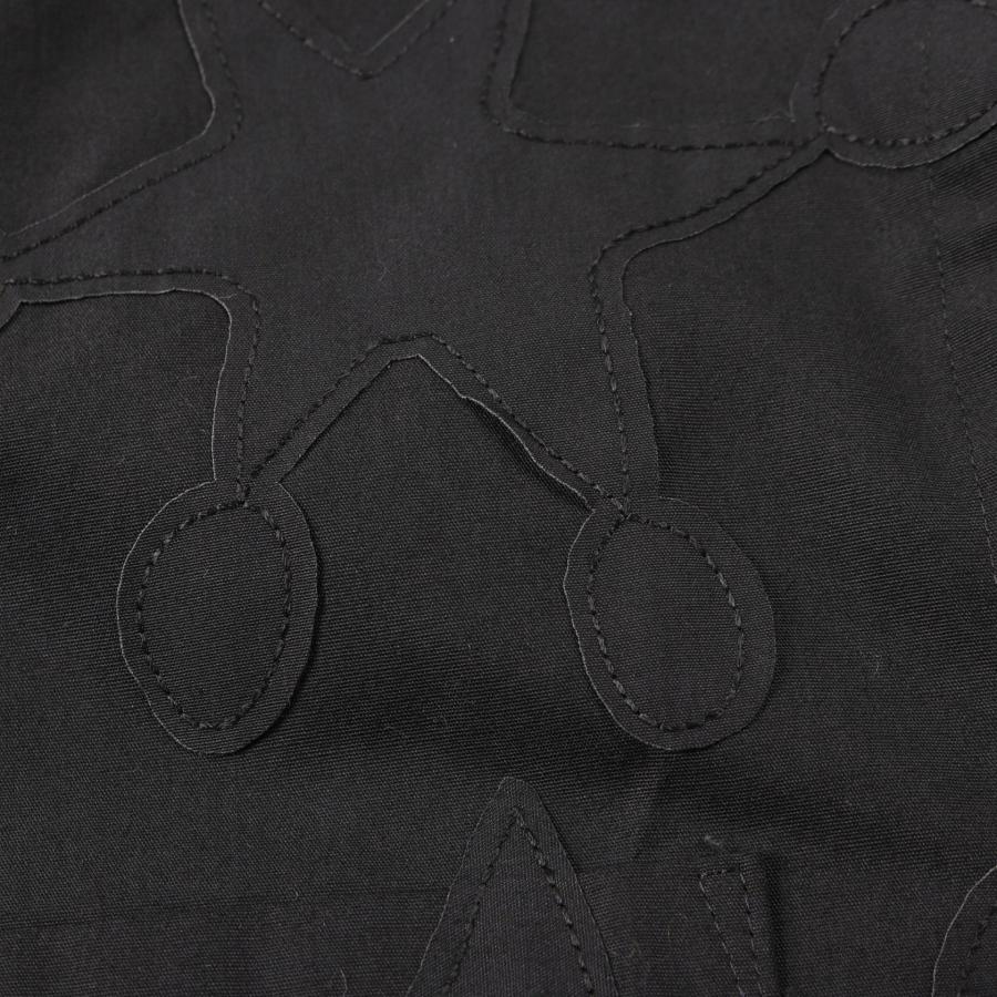 sacai（サカイ） FLORAL EMBROIDERED PATCH COTTON POPLIN SHIRT