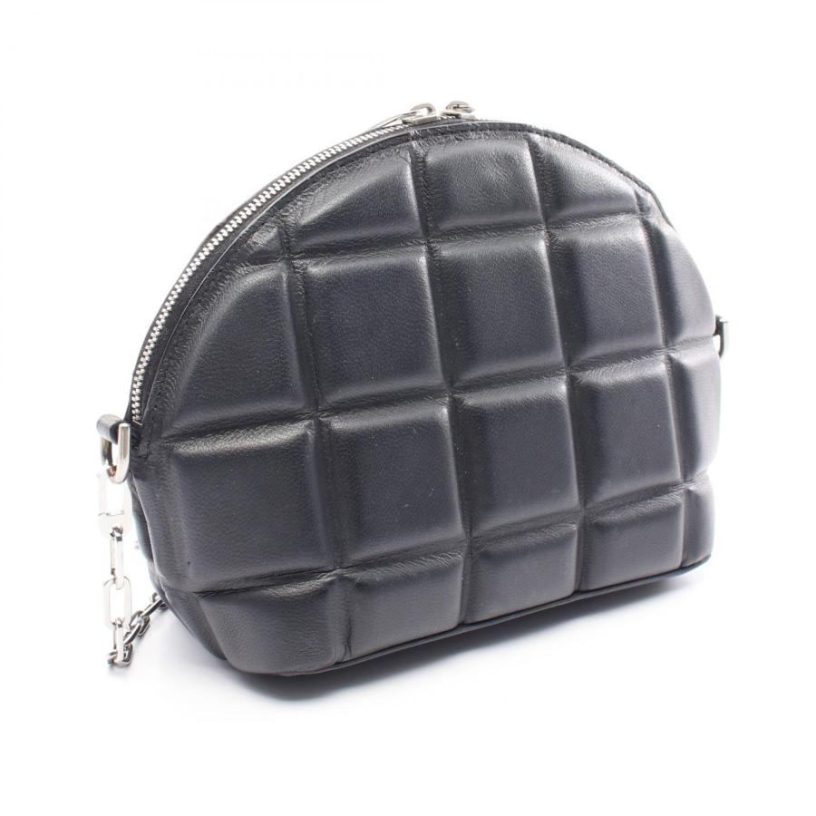 美品 BOTTEGA VENETA ボッテガ ヴェネタ パデッド ハーフムーン チェーン ショルダー バッグ ブラック レザー レディース 斜め掛け a12458 BOTTEGA VENETA - 美品 BOTTEGA VENETA ボッテガ ヴェネタ パデッド