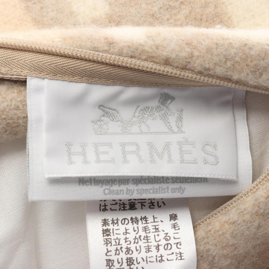 HERMES（エルメス） アヴァロンIII PM ココカモミール クッション