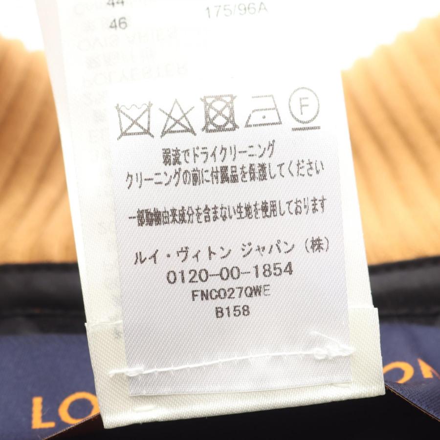 ルイ・ヴィトン スポーティハイネックダブルフェイスケープ 裏地モノグラム ブランドオフ LOUIS VUITTON ポンチョ 中古 レディースの画像