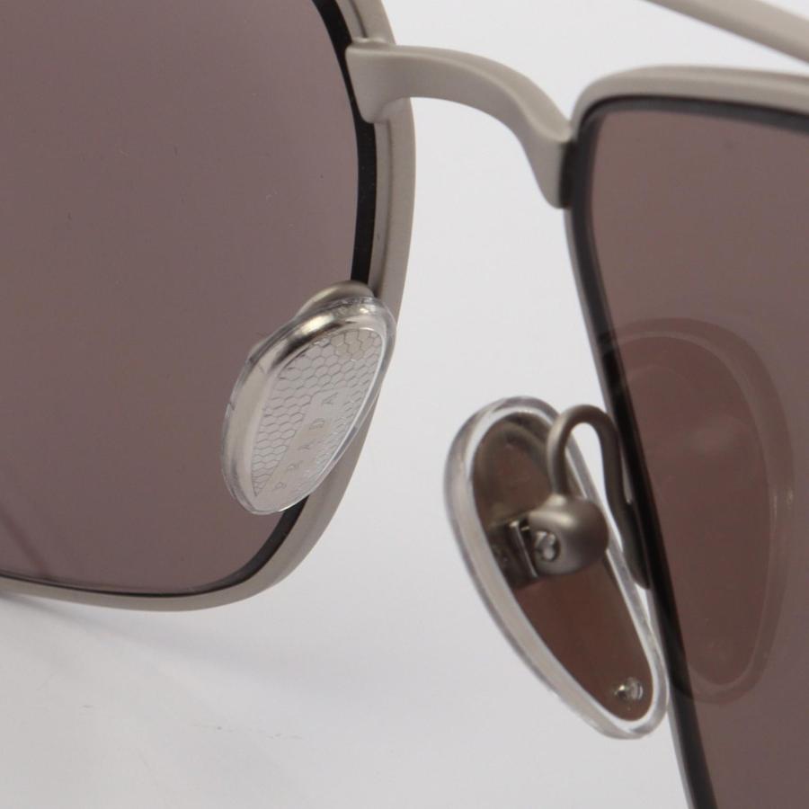 プラダスポーツ リネアロッサ ティアドロップシェイプ ブランドオフ