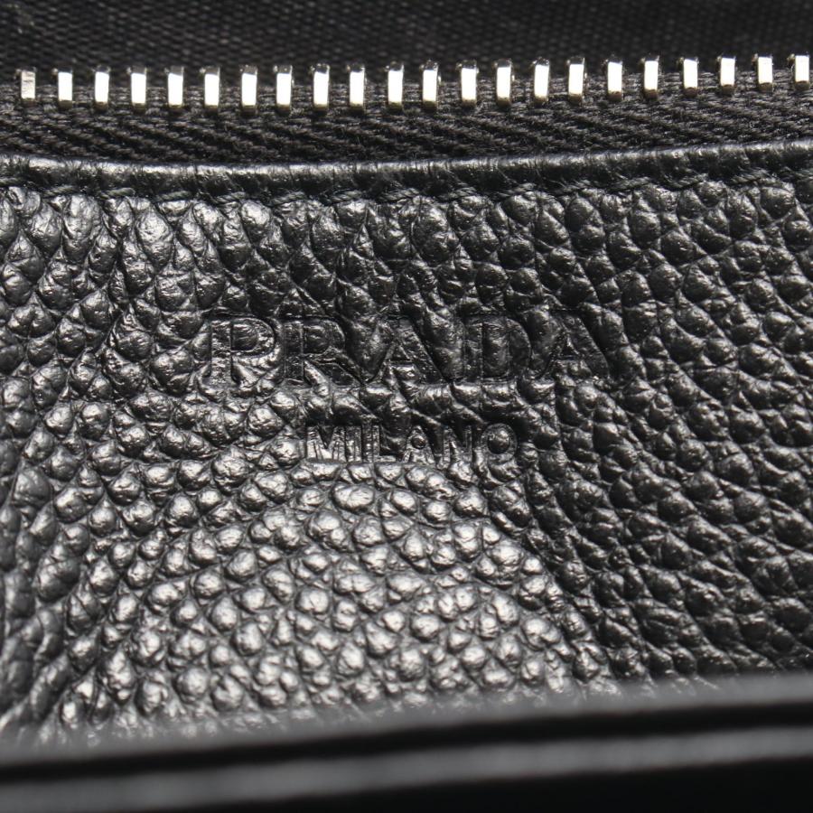 PRADA（プラダ） トライアングルロゴ ブランドオフ レザー ラウンド長