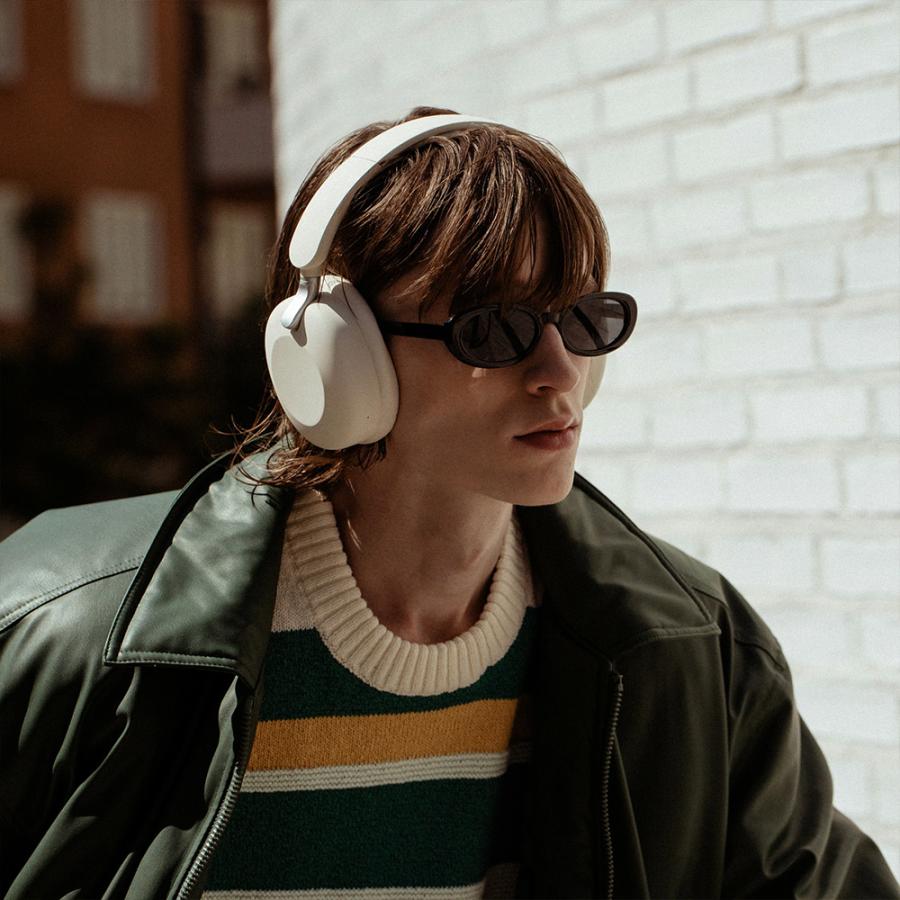 最新型❗️新品未使用❗️65h再生sudio K2Proホワイトワイヤレスヘッドホン Sudio K2 Pro ホワイト | 密閉型ハイブリッドアクティブノイズキャンセ