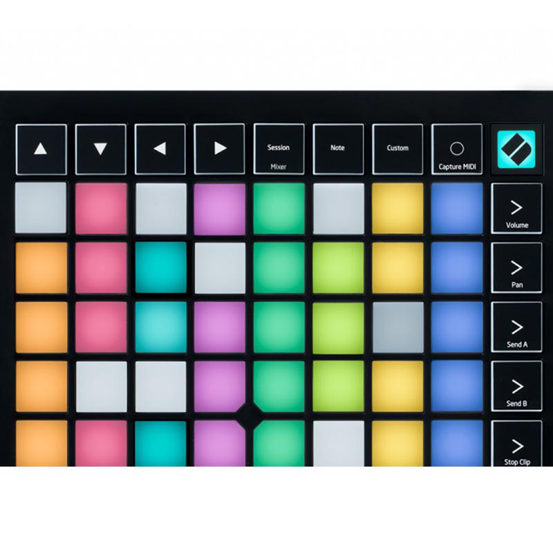 Novation LaunchPad X ノベーションMIDIパッドコントローラー : 208 