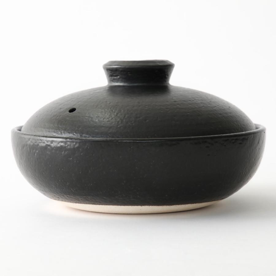 日常茶飯器 黒 7.5号 持ち手なし 浅型土鍋 24cm すき焼き鍋 宝 日常茶飯器 黒 7.5号 持ち手なし 浅型土鍋 24cm すき焼き鍋 宝
