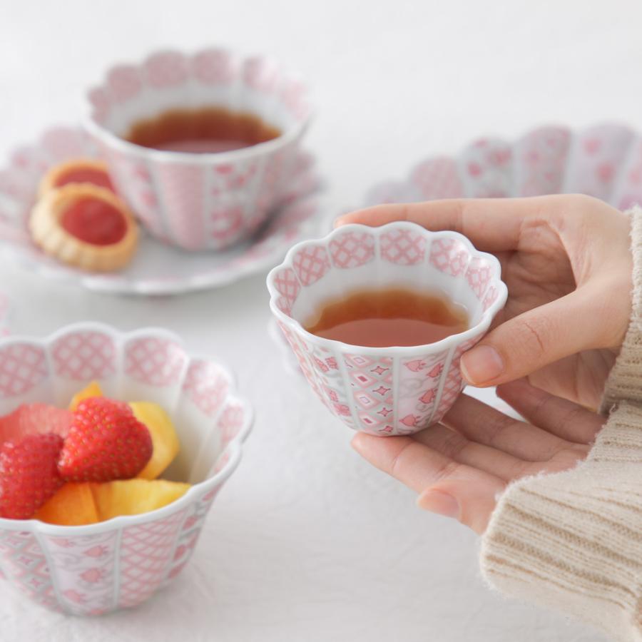 珍藏収清代宮廷 乾清宮蔵 極上品 斗彩磁碗 多色花柄 陶磁器 ボウル 老漆器箱付 Amazon.co.jp: 清時代 乾隆年制 瓷器 收藏 珍しい 青花紅釉 鳳凰