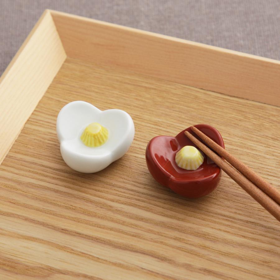 三方椿 赤 箸置き 波佐見焼 レスト つばき 花 かわいい 単品 お箸置き