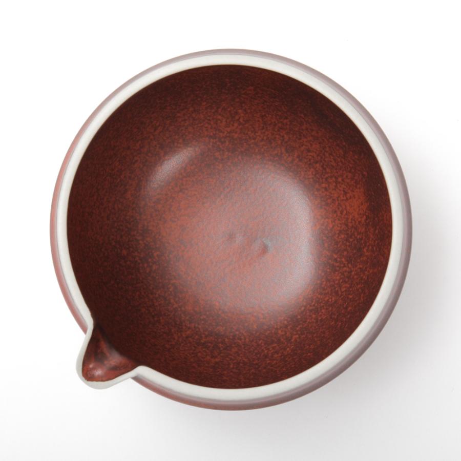 究極の美◼️蔵からめちゃくちゃオーラの出てる謎の紋様がある抹茶茶碗が出てきました。 究極の美◼️蔵からめちゃくちゃオーラの出てる謎の紋様がある