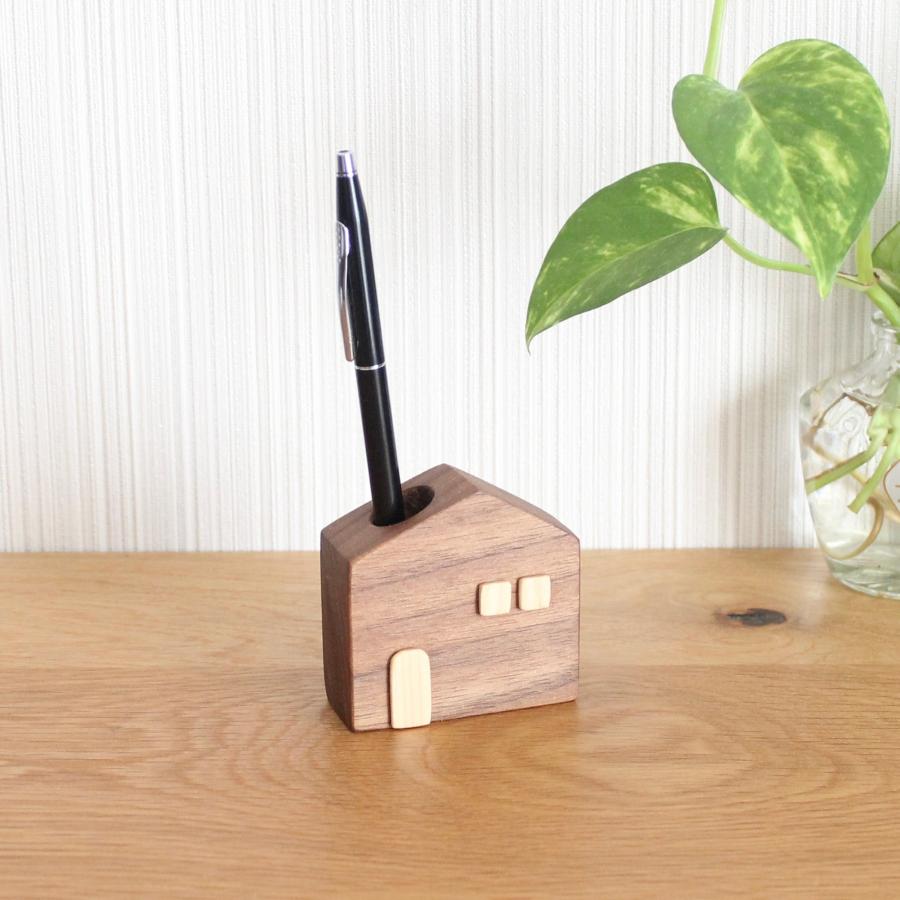 かわいい木のお家 ペンスタンド【ウォールナット】おしゃれ ナチュラル 木製 ペン立て 玄関・デスク・ギフトに人気 | 