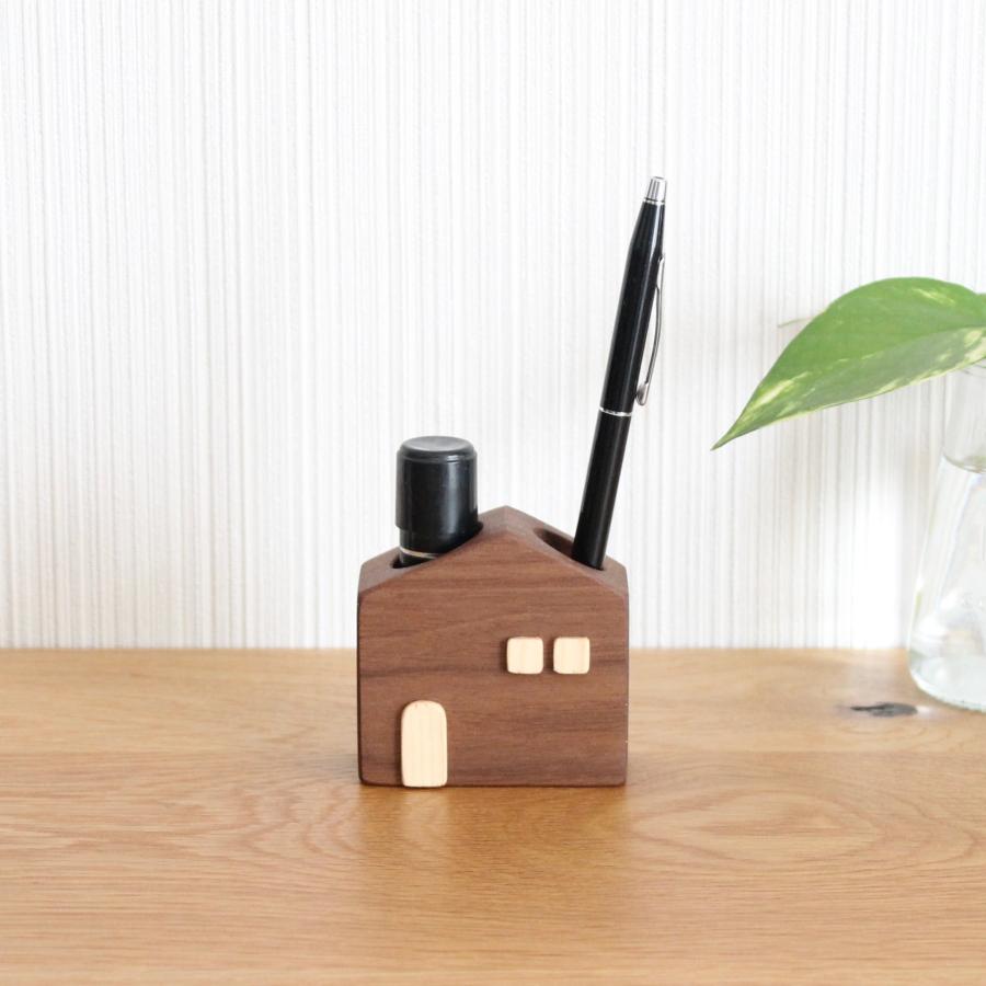 かわいい木のお家 印鑑・ペンスタンド (ウォールナット) おしゃれ ナチュラル 木製 ペン立て 玄関・デスク・ギフトに人気 |  | 01