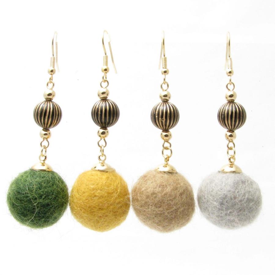 ピアス まん丸フェルトボールのピアス ウール KP43002 : アクセサリー 