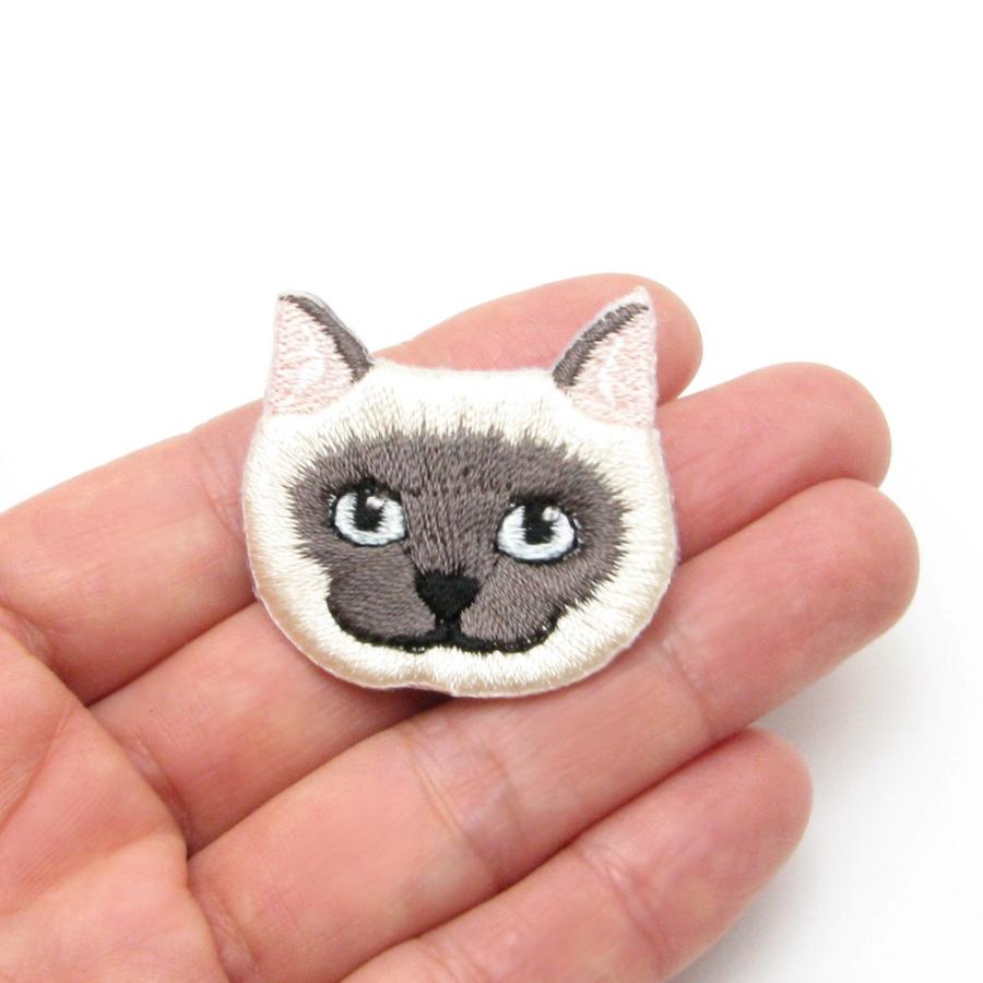 ブローチ 猫 ねこ ネコ 刺繍 ワッペン バッチ ピン KS48016 ブローチ 猫 ねこ ネコ 刺繍 ワッペン バッチ ピン KS48016