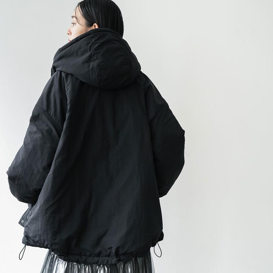 美品☆アンフィーロ❤️大きいサイズ44洗える！中綿 キルティングパーカーブルゾン黒 美品☆アンフィーロ❤️大きいサイズ44洗える！中綿 キルティング