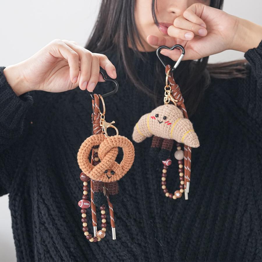 ニットブレッドチャーム バッグアクセサリー バッグチャーム