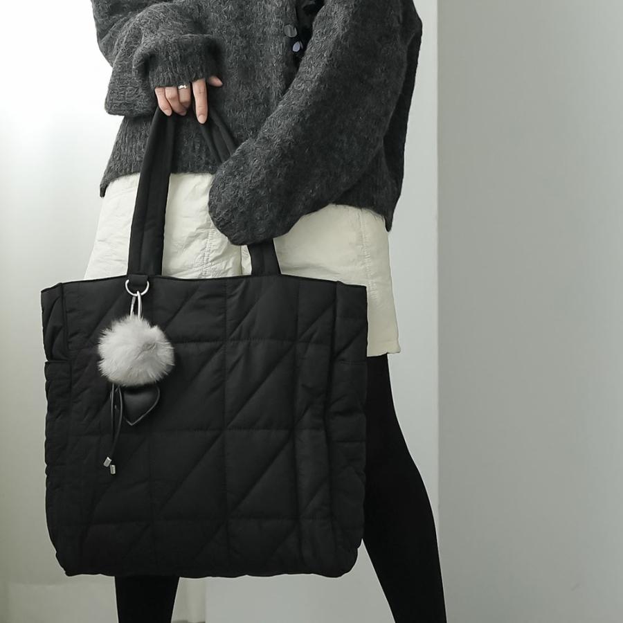 美品 ブラック キルティング ハンドバッグ mili an deni（ミリアンデニ） 中綿キルティングトートバッグ