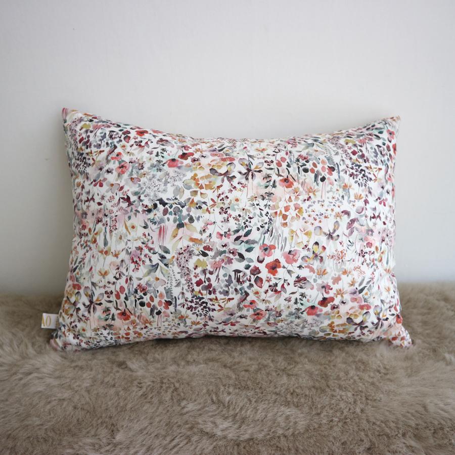 CSAO PARIS Bonheur 刺繍 メッセージ クッション LIBERTY リバティ