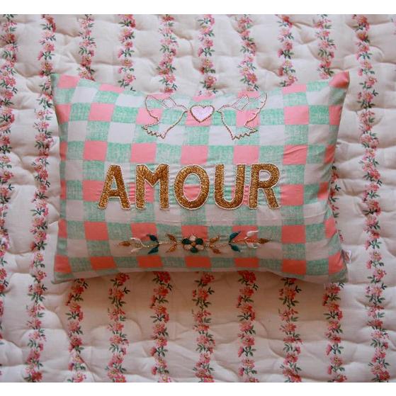 CSAO PARIS AMOUR 刺繍 メッセージ クッション BONJOUR 愛 花 葉