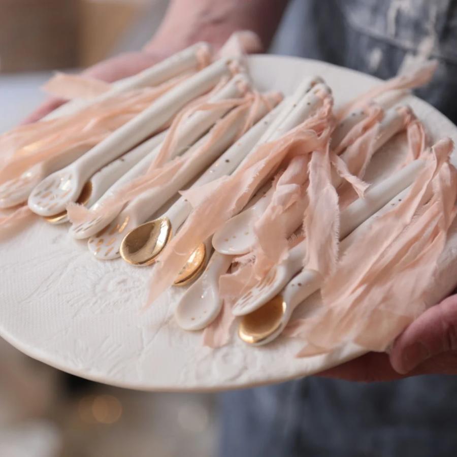 Myriam Ait Amar Ceramic Cute Spoons A 磁器 ゴールド リボン スプーン フレンチ フランス ハンドメイド インテリア パウダーピンク マドラー | 