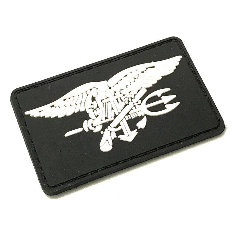 NB ミリタリー ベルクロ ラバーワッペン・パッチ Navy SEALs ネイビーシールズ アメリカ海軍特殊部隊章 メール便 ネコポス可