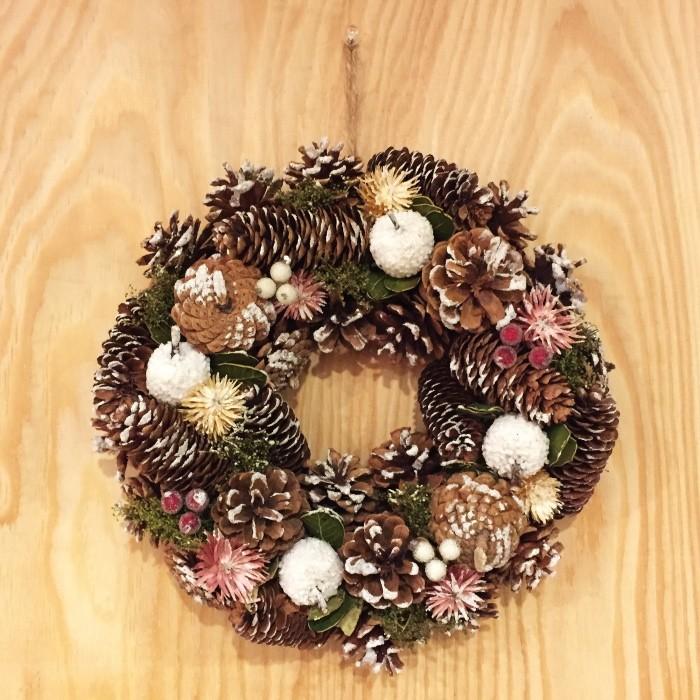 クリスマスリース 30cmナチュラルデコリース : Color and Seasons