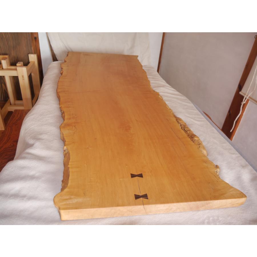 カエデ・イタヤカエデ 一枚板テーブル 無垢 国産 無垢 樹齢300年