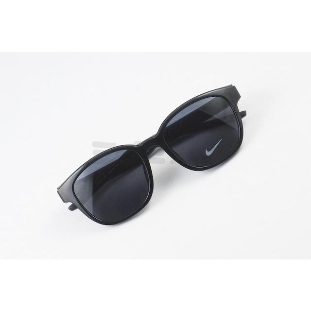 NIKE（ナイキ） サングラス HF0161 Col.060 LIVEFREE CHIC LB