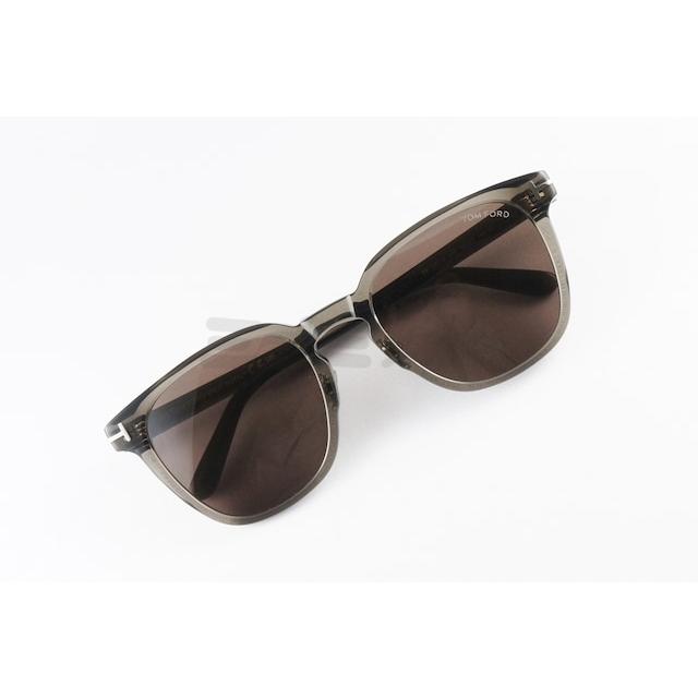 TOM FORD EYEWEAR クリア サングラス TF1051-K 20E ウェリントン TOM FORD EYEWEAR クリア サングラス TF1051-K 20E ウェリントン