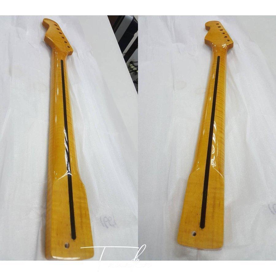 トラ杢メイプルネック STストラトタイプ交換用ネック ギターパーツ