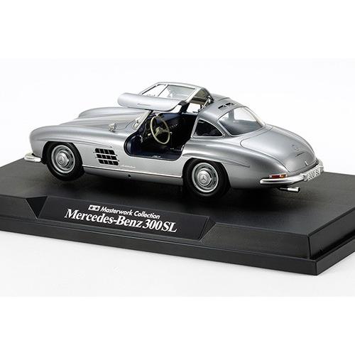 1/24 メルセデス・ベンツ 300SL  シルバー   完成品 タミヤ　マスターワークコレクション 21151｜minato-m