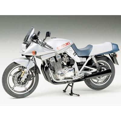バイクプラモデル　族車　タミヤ1/12 スズキカタナ　(ジャンク品) タミヤ1/12バイクプラモデル スズキGSX750Sカタナ 完成品 - メルカリ