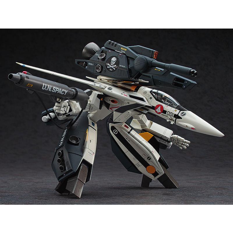 ハセガワ 26 1/72 VF-1S / A ストライク スーパー ガウォーク ハセガワ 26 1/72 VF-1S / A ストライク スーパー ガウォーク