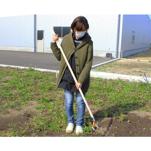 ドウカン 除草機 けずっ太郎 スリム DK-801 [除草用 穴あき鍬 ドウカン 除草機 けずっ太郎 スリム DK-801 [除草用 穴あき鍬