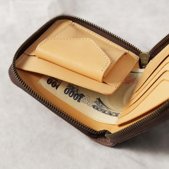 Re-ACT リアクト フラワーエンボス ラウンドファスナーミドルウォレット