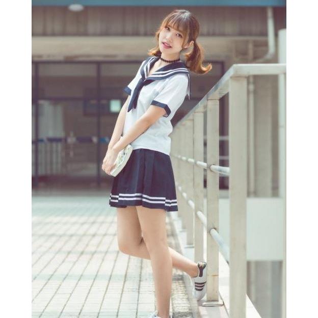 女子高生 半袖 セーラー服 5点セット サイズ M 高校生 ギャル 仮装 制服 ハロウィン コスプレ 宴会 かわいい 紺 白 2本線 送料無料 Ctr 556 Ctori 556 輸入雑貨のお店 マインドワン 通販 Yahoo ショッピング