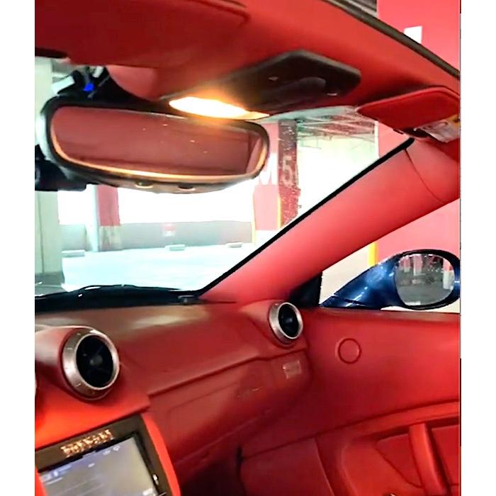 フェラーリ　スタンドライト フェラーリスタンドライト