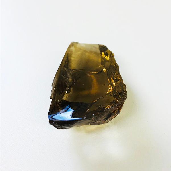 アンダラクリスタル〈スモーキーアースシャーマン/ブラウン/茶色