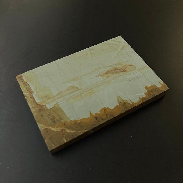 パエジナストーン（約67×47ミリ） : Mineral&Fossil - 通販 - Yahoo