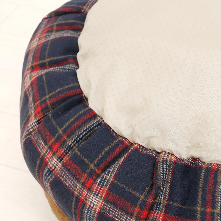 チェック柄 つぼ型 ペットベッド Mサイズ 55×25cm 小型犬 ふわふわ 冬