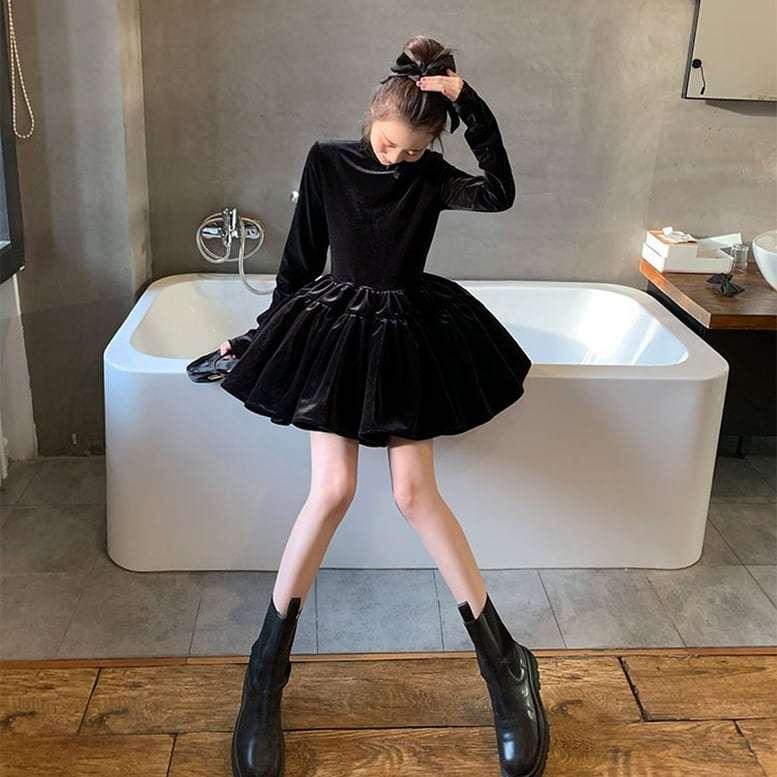 ベロアワンピース ミニドレス フレアワンピース ブラックドレス